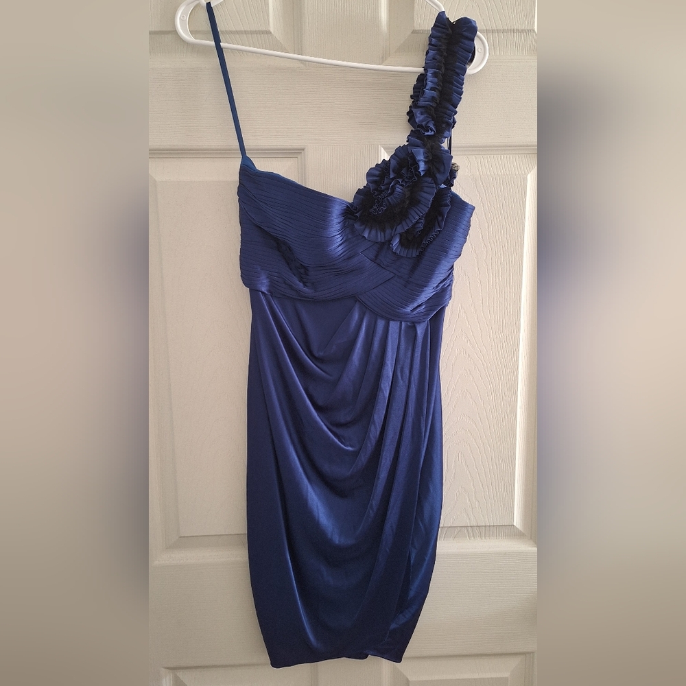 BCBGMaxAzria Navy Blue Formal Party Prom Dress One Shoulder Floral Size Small